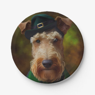 Prato De Papel Cachorro de Airedale na Rua. Dia de Patrick