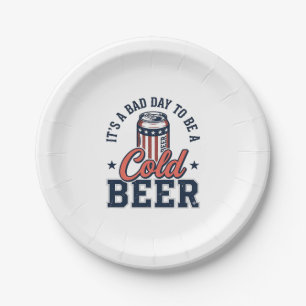 Prato De Papel Camisa Vetorial Vintage de Cerveja Fria Patriótica