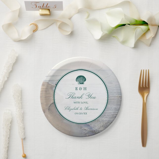 Prato De Papel Casamento Elegante Monograma & Teal Scallop Beach (Casamento)