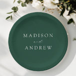 Prato De Papel Casamento Verde de Script Elegante Moderno<br><div class="desc">As elegantes e personalizadas placas de papel de casamento verde são perfeitas para sua recepção de casamento, janto de ensaio, festa de noivado e muito mais! As placas de casamento verdes minimalistas são perfeitas para os casamentos de verão, outono, inverno e primavera. A design apresenta um roteiro de caligrafia moderna...</div>