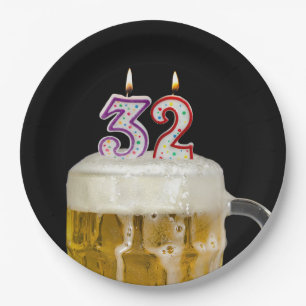 Prato De Papel Cerveja de aniversário de 32 anos em folha de pap
