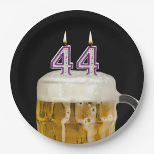 Prato De Papel Cerveja de aniversário de 44 na placa de papel pr