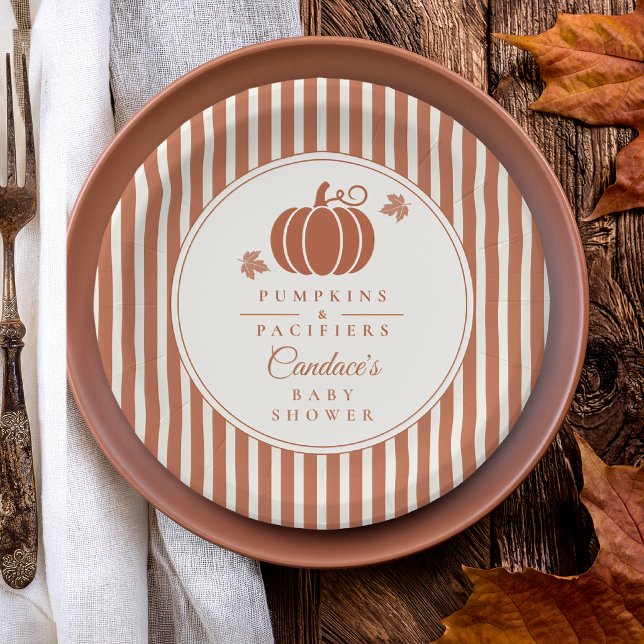 Prato De Papel Chá de Bebê Elegantes Abóboras & Chupetas  (Elegant pumpkin baby shower paper plates with timeless rust and cream striped design.)