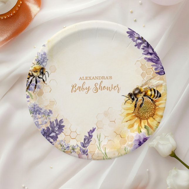 Prato De Papel Chá de Bebê Neutro 'Rustic Mommy To Bee' (Criador carregado)