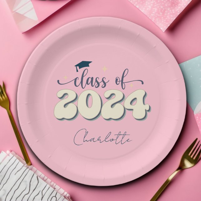 Prato De Papel Classe Retroativa Rosa De Graduação De 2024 (Criador carregado)