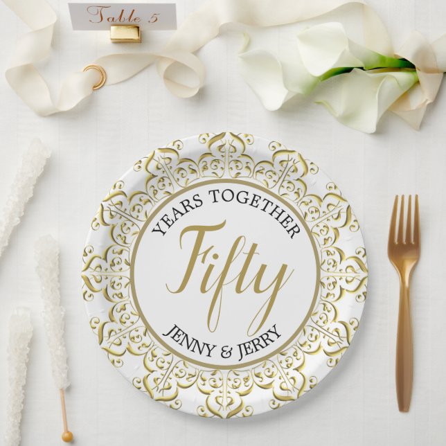 Prato de papel clássico dourado e branco de aniver (Casamento)