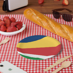 Prato de papel com design de cores das Seychelles