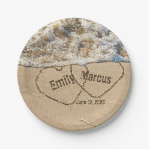 Prato De Papel Corações de praia com nomes na areia para o casame