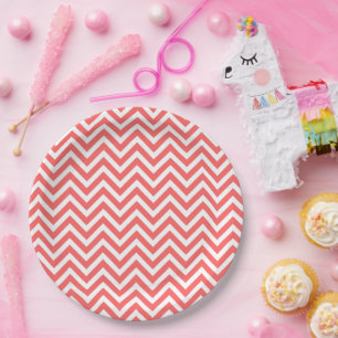 Prato De Papel Coral e Chevron Branco