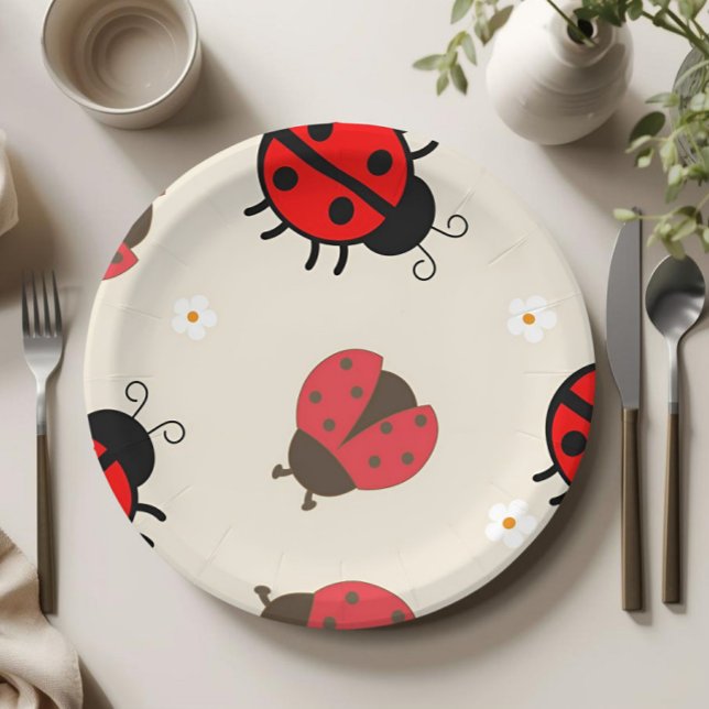 Prato De Papel Daisy and Ladybug Birthday Party Paper Plates (ladybug party plates, ladybug birthday plates, ladybug party supplies, little ladybug birthday, bug )