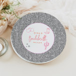 Prato De Papel Deserto de Bachelorette do Deserto de Cowgirl Espa<br><div class="desc">A Coleção Dina apresenta elementos temáticos da cowgirl do espaço,  como holografia,  cochicho e acessórios da cowgirl. Esta coleção é perfeita para o teu fim de semana de praia!</div>