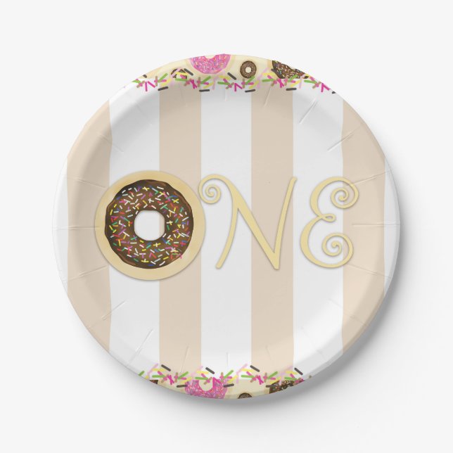 Prato De Papel Donuts Recheados de Creme Marrom com Confeitos de  (Frente)