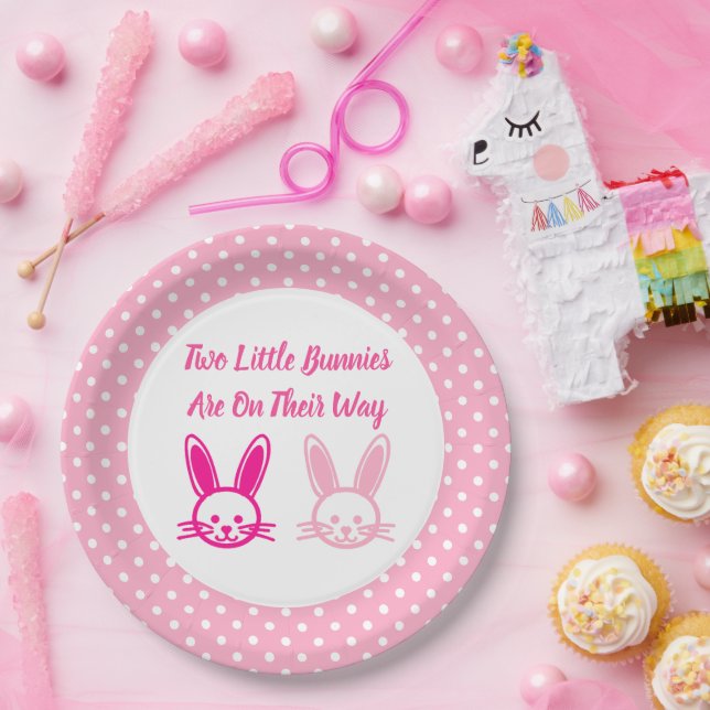 Prato De Papel Duas Garotas Gêmeas Bonitas (Festa)