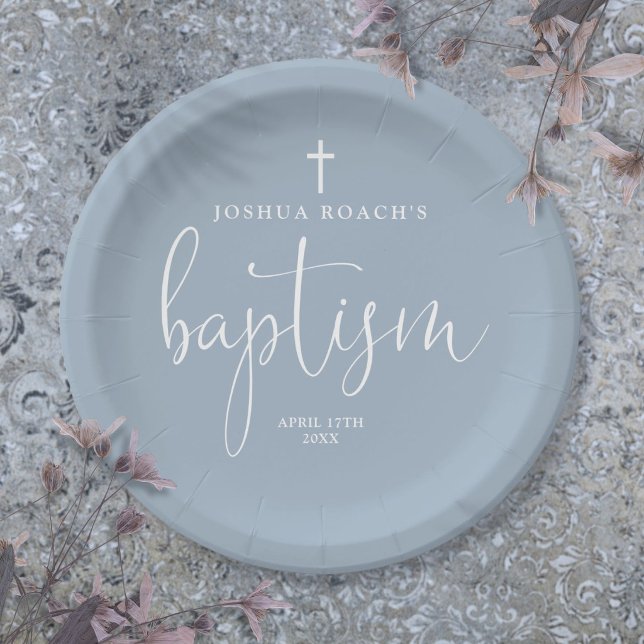 Prato De Papel Elegante Moderno Script Batismo Azul Empoeirado (Modern Elegant Script Dusty Blue Baptism Paper Plates)