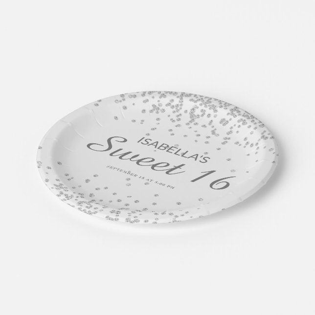 Prato De Papel Elegante White Silver Glitter Sweet 16 Name (Inclinado)