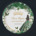 Prato De Papel Emerald Green Floral Brown Princess 18th Birthday<br><div class="desc">Personalize estes pratos redondos de 16/18 anos bonito, verde esmeralda Quinceañera / pratos de papel redondos, fácil e rapidamente. Basta clicar no botão personalizar para editar os textos, alterar as fontes e as cores das fontes. Apresentando lindas flores verdes esmeraldas e uma garota vestida com um bonito vestido verde esmeralda....</div>