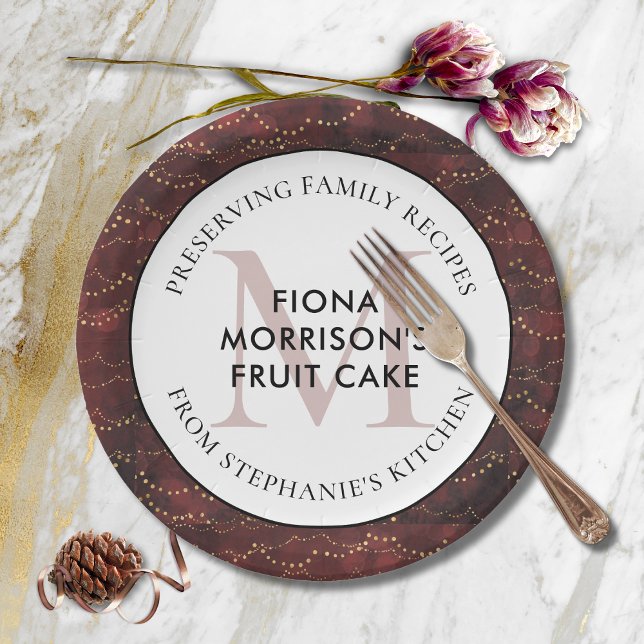 Prato De Papel Famílias Recebe Festa de Natal Burgundy (Burgundy Golden Lights Christmas Party Paper Plate with Monogram Preserving Family Recipes)