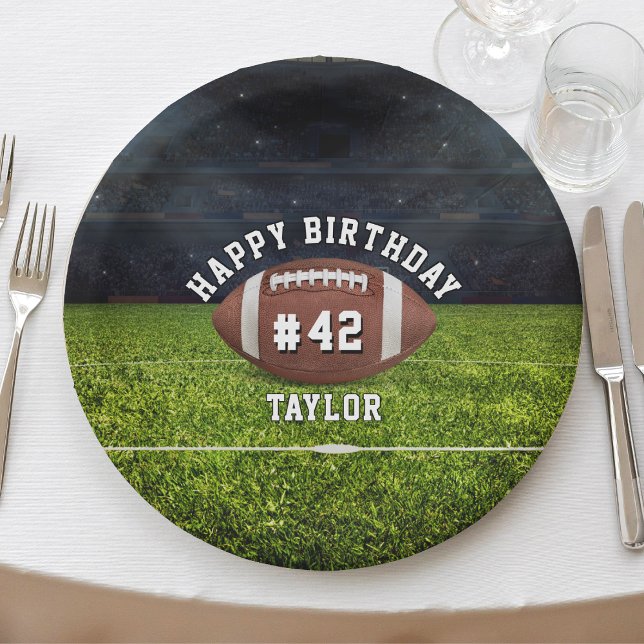 Prato De Papel Feliz Aniversário da Equipe de Futebol (Football Field Team Number Sports Happy Birthday Paper Plates
)