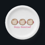 Prato De Papel Feliz Hanukkah Chanukah Jelly Rosquinha Doughnut<br><div class="desc">Apresenta um marcador original ilustrativo de uma deliciosa rosquinha de gelatina tocada com açúcar em pó. Perfeito para Hanukkah! Esta ilustração Chanukah também está disponível em outros produtos. Não vê o que está procurando? Precisa de ajuda para a personalização? Entre em contato com Rebecca para ter algo projetado só para...</div>