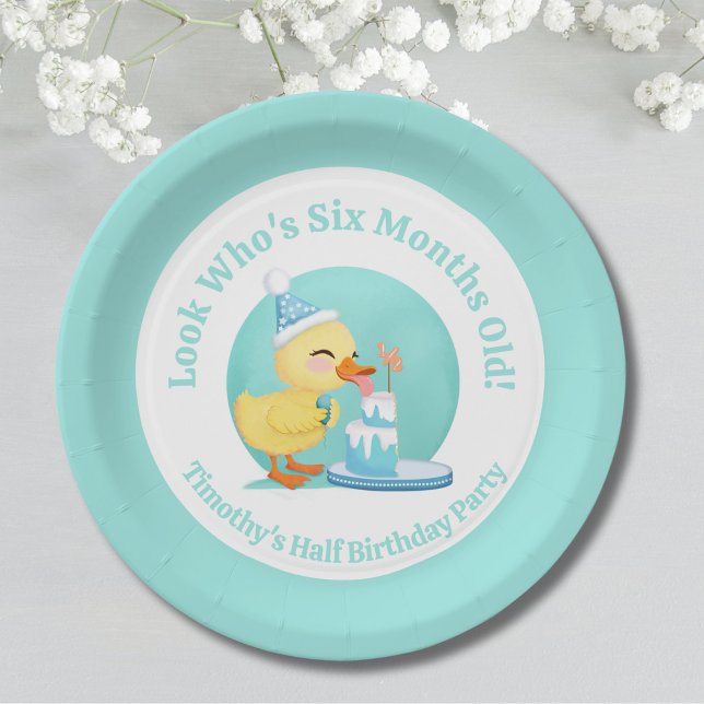 Prato De Papel Feliz Meio Aniversário Bebê Pato com Bolo de Festa (Criador carregado)