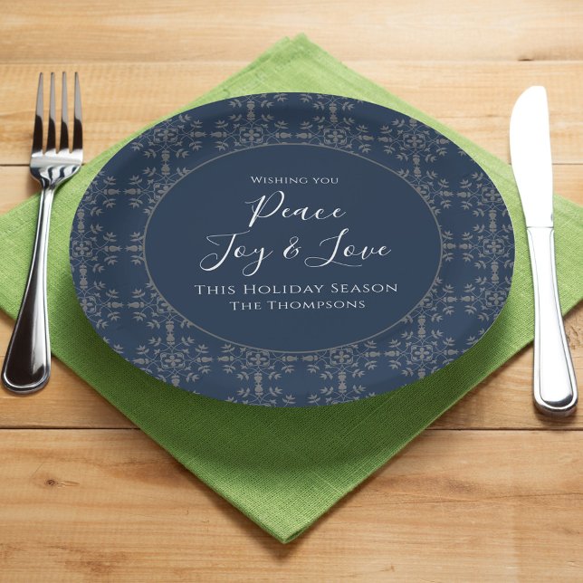 Prato De Papel Feriado Natal Joy Paz Elegante Simples (Peace, Joy, and Love holiday Navy Blue custom paper plates.)