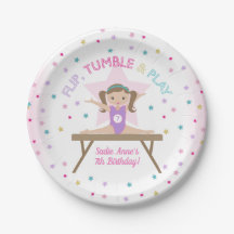 Festa de aniversário de cabelo castanho e gordo ju