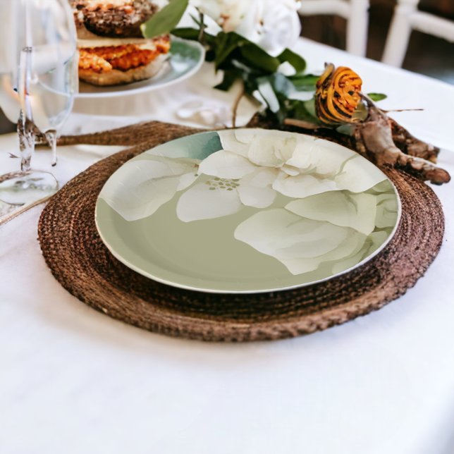 Prato De Papel Folhagem de casamento elegante verde suave (Elegant Wedding Foliage Muted Green Paper Plates from Ricaso)