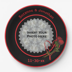 Prato De Papel Foto de casamento personalizado preto-e-coração do