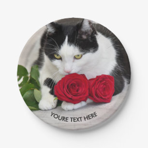 Prato De Papel Gato bonito com a rosa vermelha