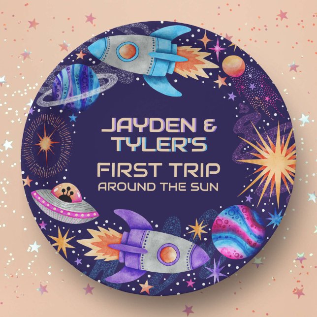 Prato De Papel Gira a primeira viagem em torno do espaço externo  (Twins First Trip Around the Sun Rocket Outer Space Paper Plates)