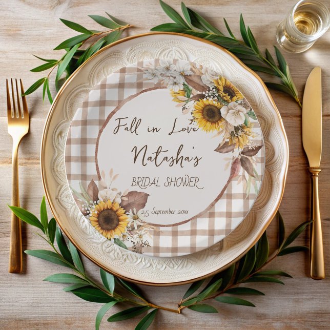 Prato De Papel Girassóis apaixonados no país da chuva de casament (Fall in love sunflowers country bridal shower monogrammed paper plates personalized table decor)