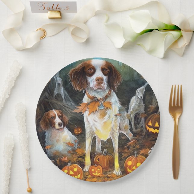 Prato De Papel Halloween Brittany Spaniel Com Pumpkins Assustado (Casamento)