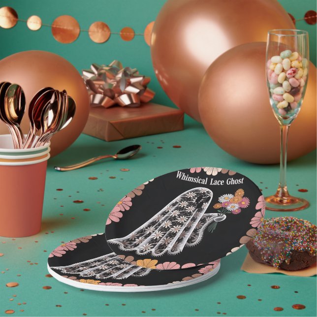 Prato De Papel Ilustração do Fantasma do Lace Whimsical com Flora (Múltiplo)