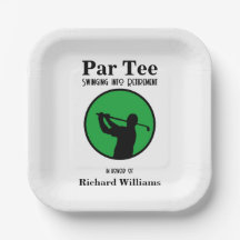 Jogador de Golfe aposentado balançando em aposenta