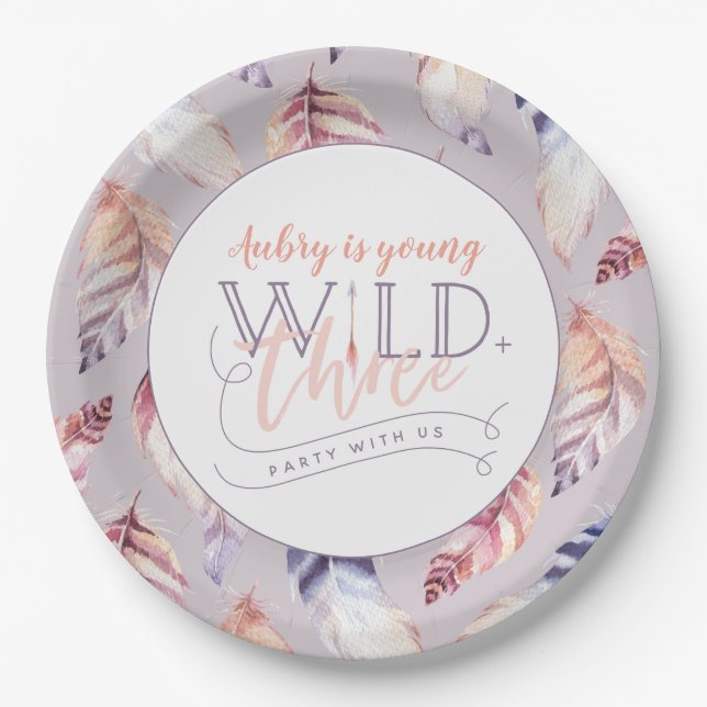 Prato De Papel Jovem, selvagem e três festas de aniversário (Frente)