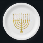 Prato De Papel Menorah Hanukkah Celestial Velas Desenhando Casame<br><div class="desc">Velas de folha de ouro falsa para a comemoração de Chanucá. A ilustração menorah Whimsical com estrelas brancas cobria velas celestiais em um falso suporte de velas menorah dourada. Menorah elegante casamento estrelado Hanukkah ilustrava presentes de design e produtos de papel.</div>
