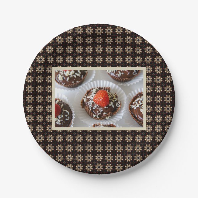 Prato De Papel Morango e mousse de chocolate escuro (Frente)