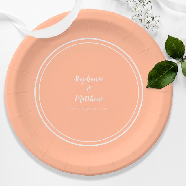 Prato De Papel Noiva Personalizada e Casamento de Noiva e Noiva B (Peach White Modern Custom Bride & Groom Wedding Paper Plates)