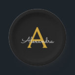 Prato De Papel Nome Moderno do Monograma de Script Menino Dourado<br><div class="desc">Monograma Dourado e Preto Adicione suas Próprias Placas de Grupo de Script. Isto faz o doce e perfeito aniversário de 16 anos,  casamento,  chá de panela,  aniversário,  chá de fraldas ou festa de solteira presente para alguém que ama luxo de luxo e estilos quíticos.</div>