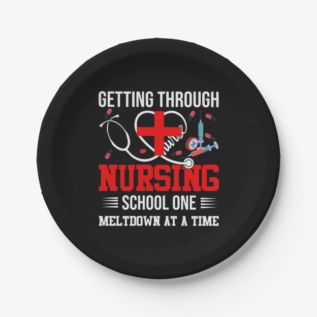 Prato De Papel Nurse Gift | Getting Through Nursing School One (Frente)