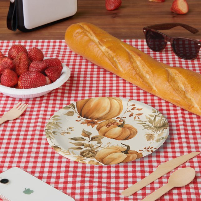 Prato De Papel O Pequeno Pumpkin está no caminho do Chá de fralda (Piquenique)