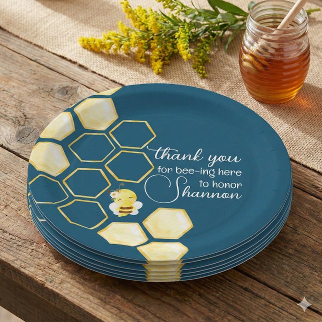 Prato De Papel Obrigado Por Estar Aqui Com Papel. (Celebrate the special mommy to be with these cute, "Thank you for bee-ing here" baby shower plates! )