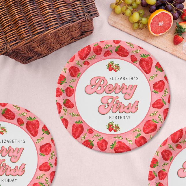 Prato De Papel Padrão de Morango Vermelho Floral Simples Morango  (Criador carregado)
