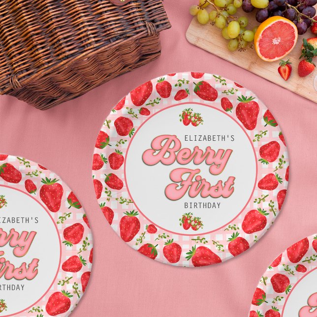 Prato De Papel Padrão de Morango Vermelho Rústico Menina Morango  (Criador carregado)