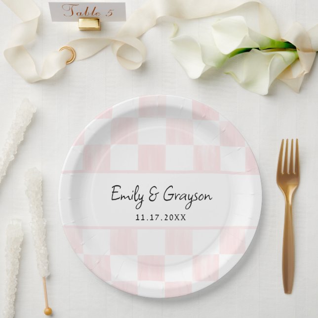 Prato De Papel Painted Pink Checkerboard Pattern Wedding (Casamento)