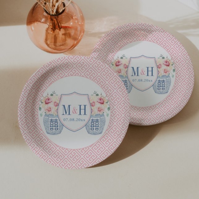 Prato De Papel Partido do Chá de panela do Monograma de Rosas bon (Pretty pink and navy chinoiserie couples monogram paper plates for wedding or jack and jill shower)