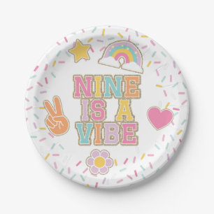 Prato De Papel Patch Preppy Nine é um Vibe Aniversário de 9 anos