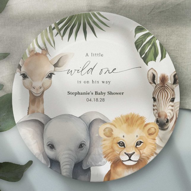 Prato De Papel Pequeno Chá Safari Animal Selvagem (A little Wild One is on her way, Safari animal baby boy shower party paper plates.)