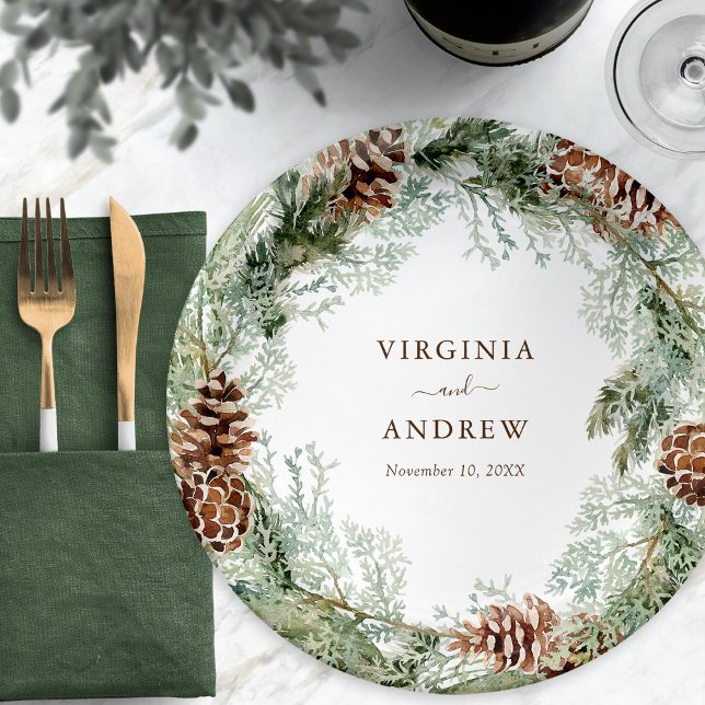 Prato De Papel Pine Verde (Green Watercolor Evergreen Pinecones Paper Plates by Painted Paperie)
