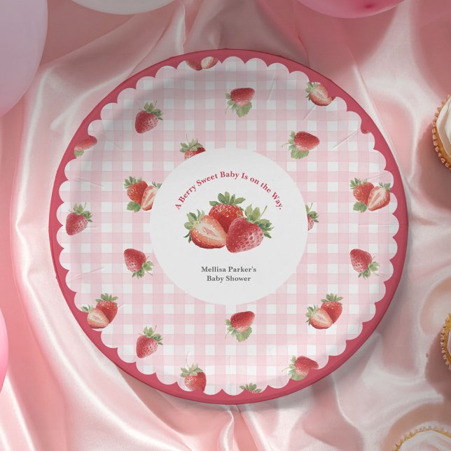 Prato De Papel pink Gingham Strawberry-Baby Girl Shower (Strawberry Berry Sweet with Pink Gingham Background-Baby Shower Party Paper Plate.)